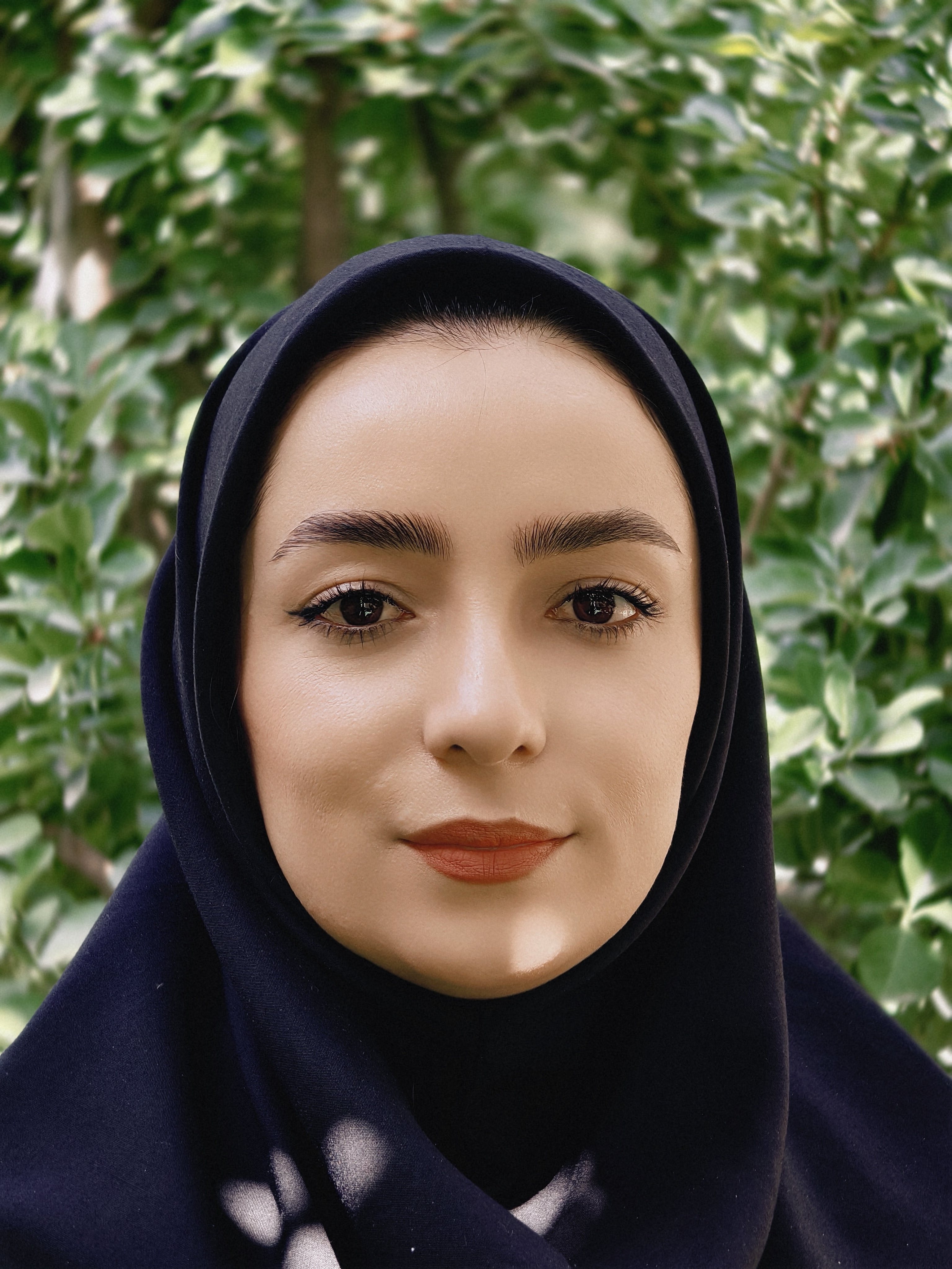 خانم افسانه آقا بابایی